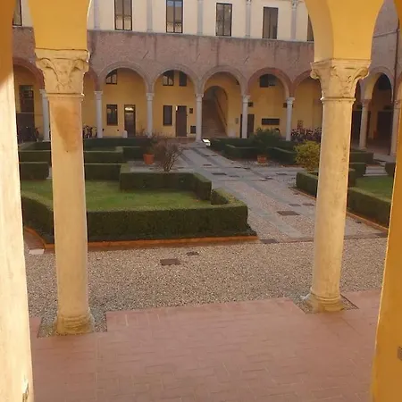 Mansarda In Fiabesco Palazzo Rinascimentale Apartment
